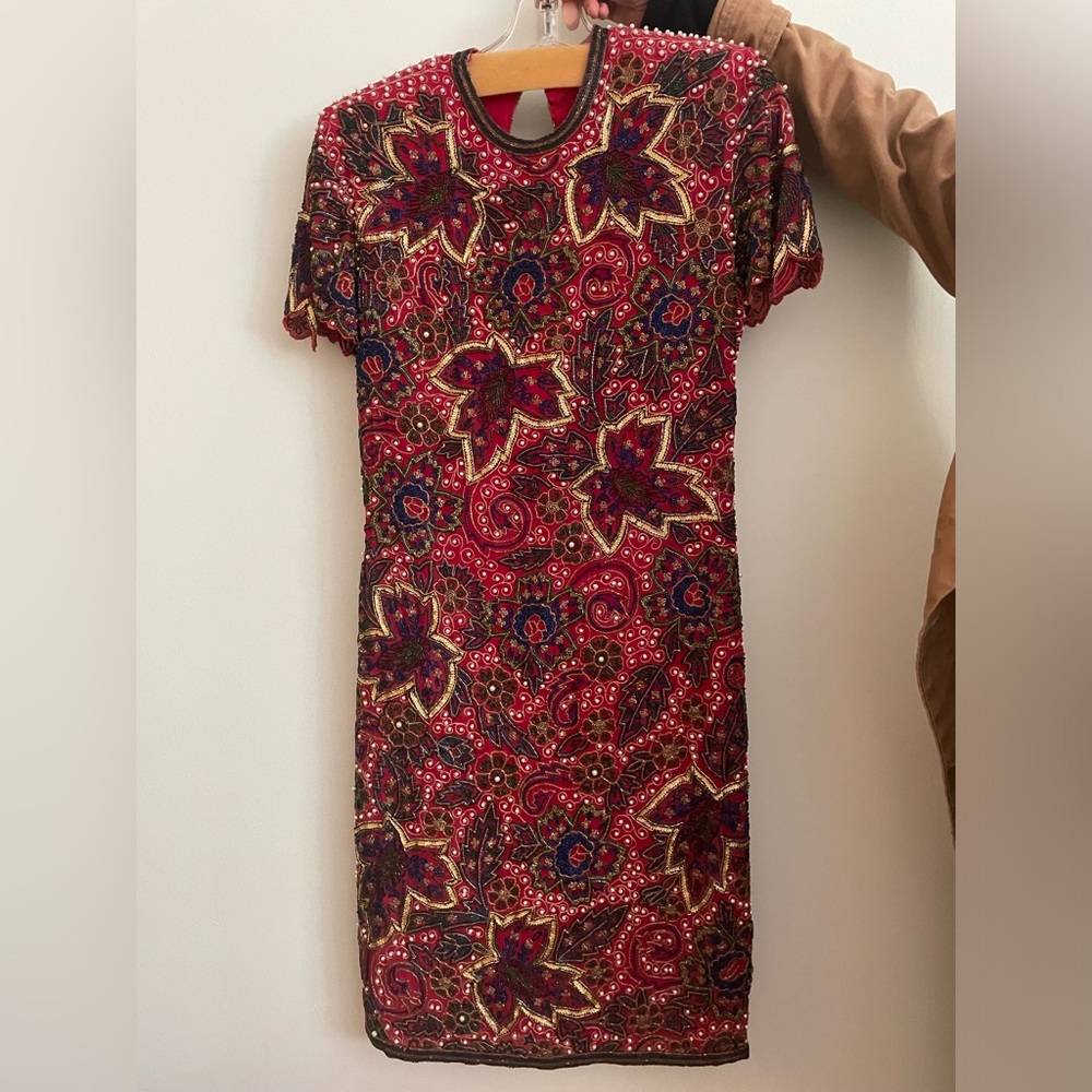 beaded vintage Naeem Khan dress with upper back cutout #vintage #designer #dress